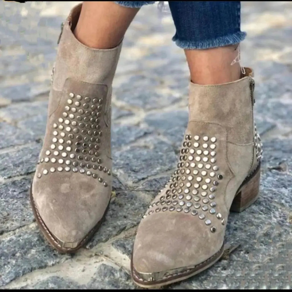 Sloane™ | Studded Edge Boots
